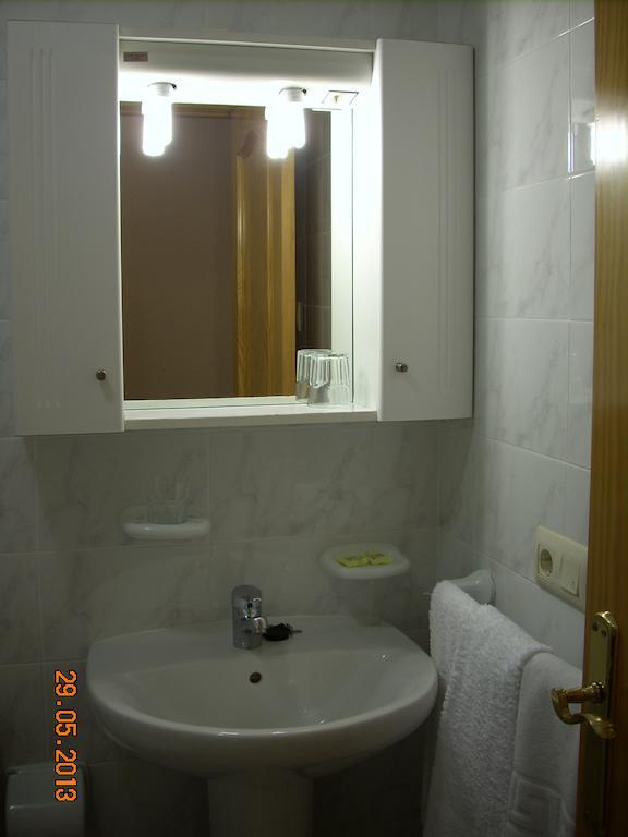 Hostal Vadama Сеговия Экстерьер фото